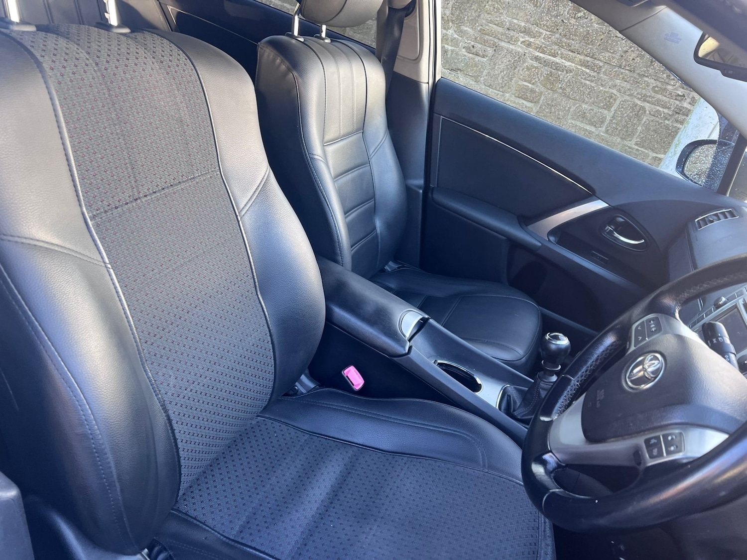 Used Toyota Avensis 2012 for sale - 78148546: Photo 9