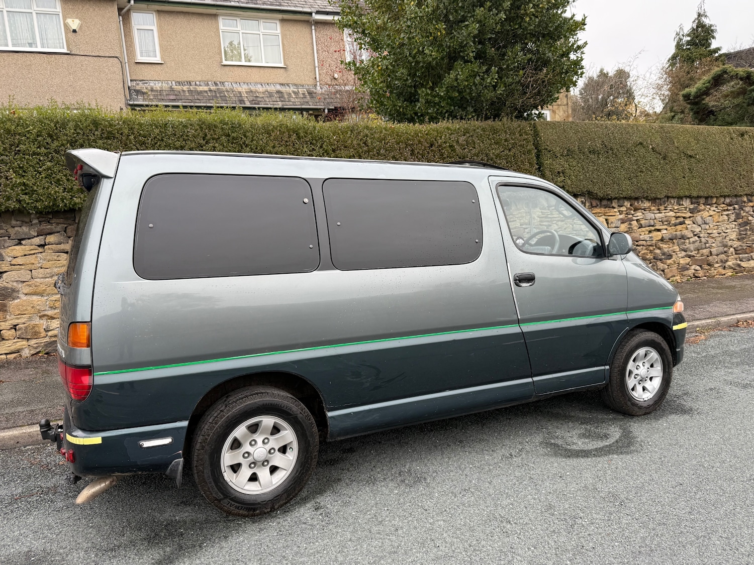 Used Toyota Granvia 2010 for sale - 76461629: Photo 6