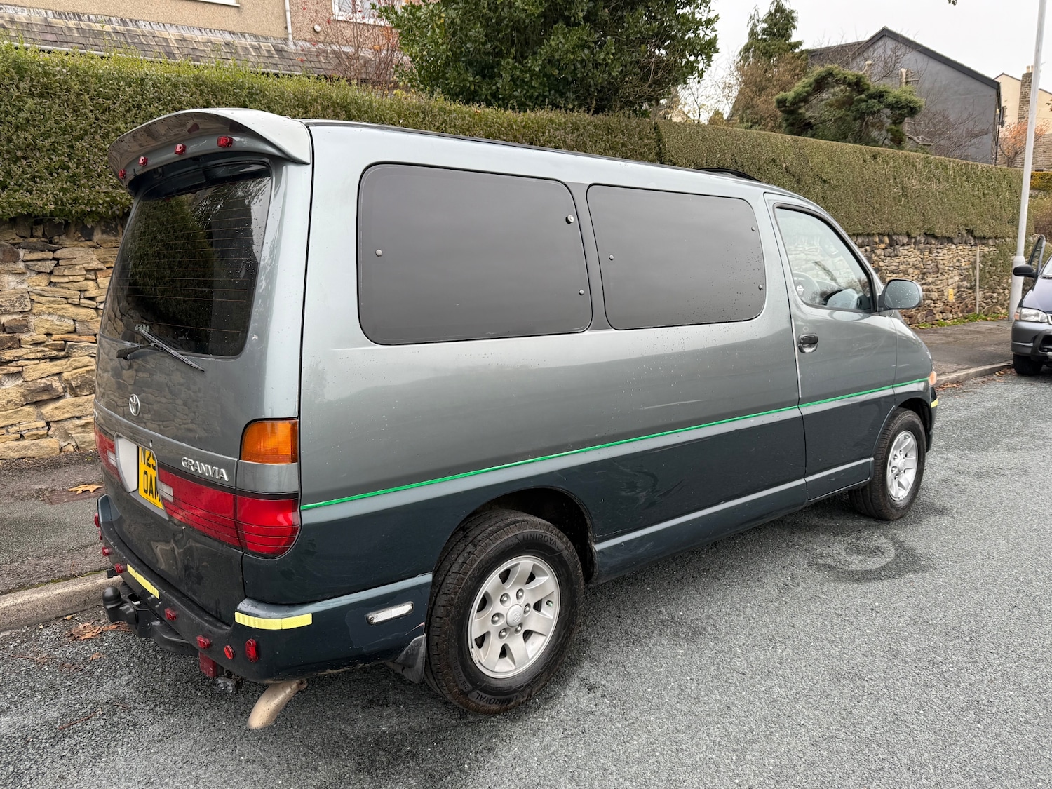 Used Toyota Granvia 2010 for sale - 76461629: Photo 8