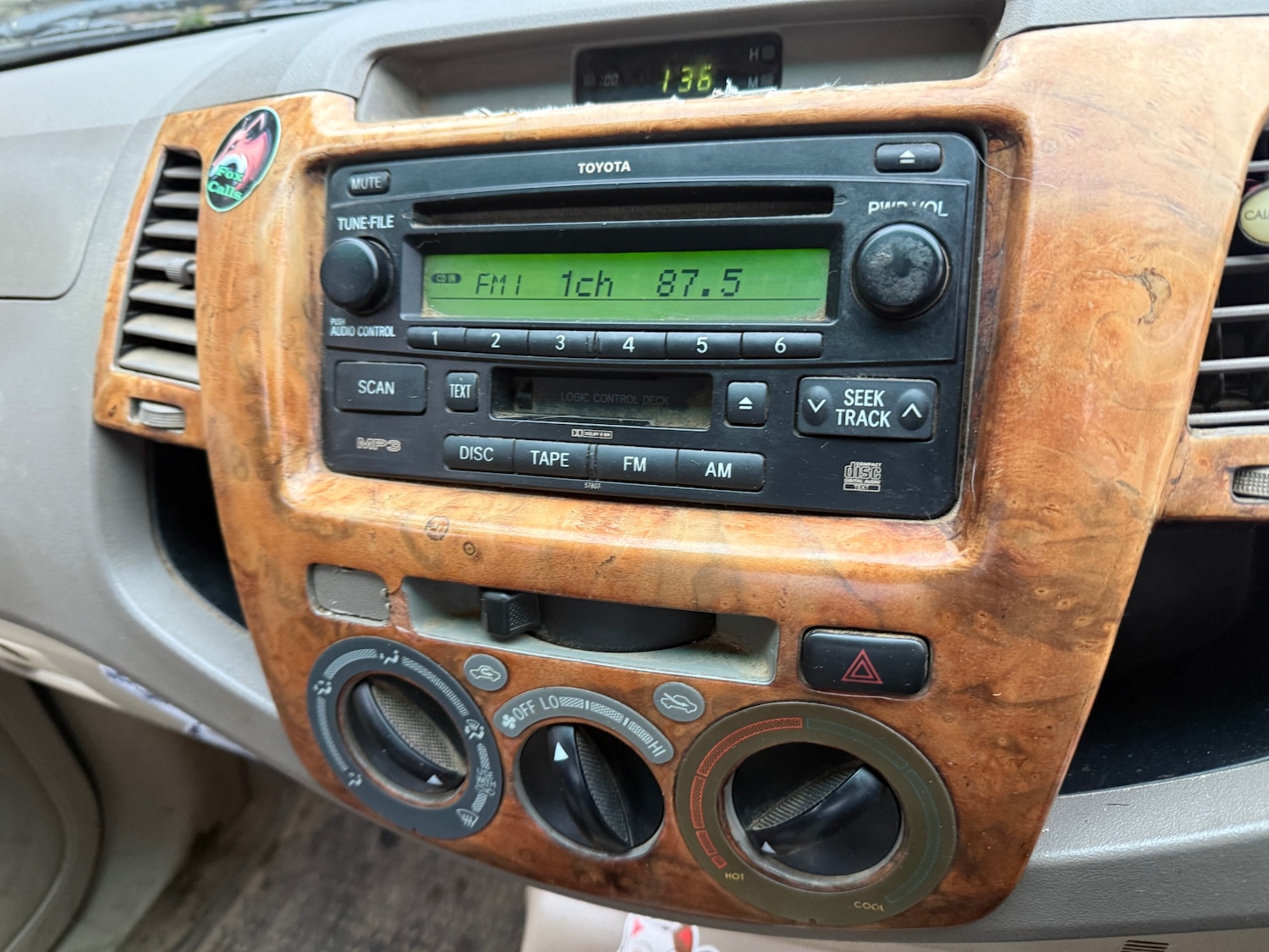 Used Toyota Hilux 2006 for sale - 77310529: Photo 11