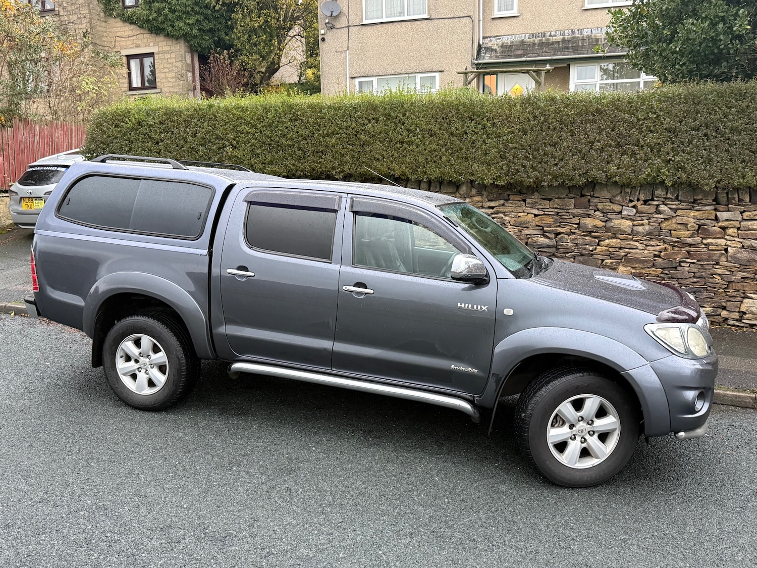 Used Toyota Hilux 2010 for sale - 76885210: Photo 1