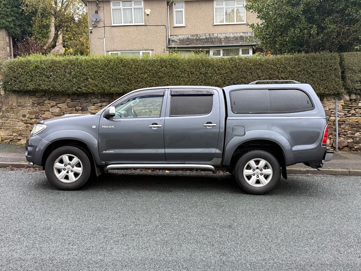 Used Toyota Hilux 2010 for sale - 76885210: Photo 3