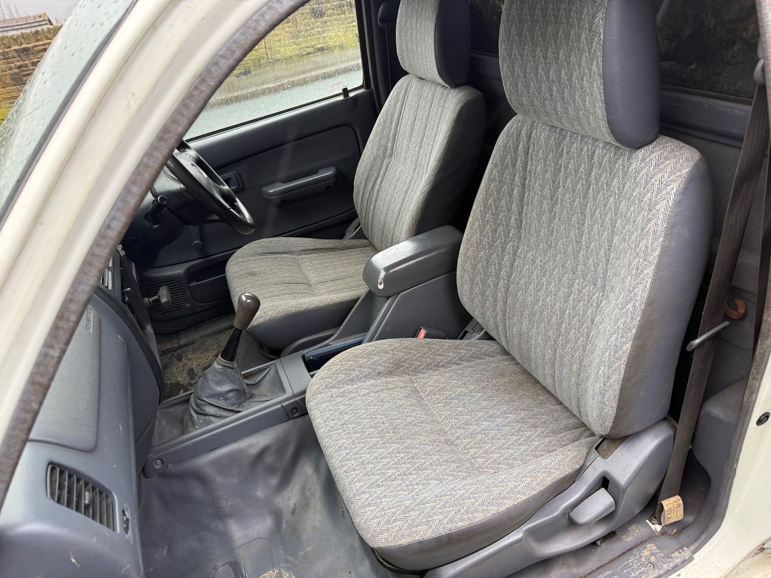 Used Toyota Hilux 2002 for sale - 77168702: Photo 10