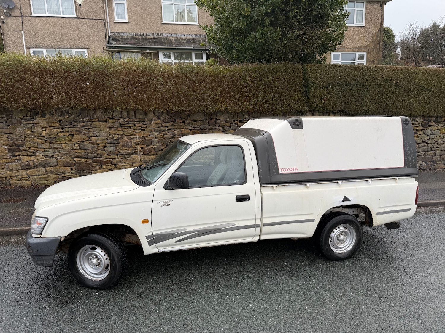 Used Toyota Hilux 2002 for sale - 77168702: Photo 2