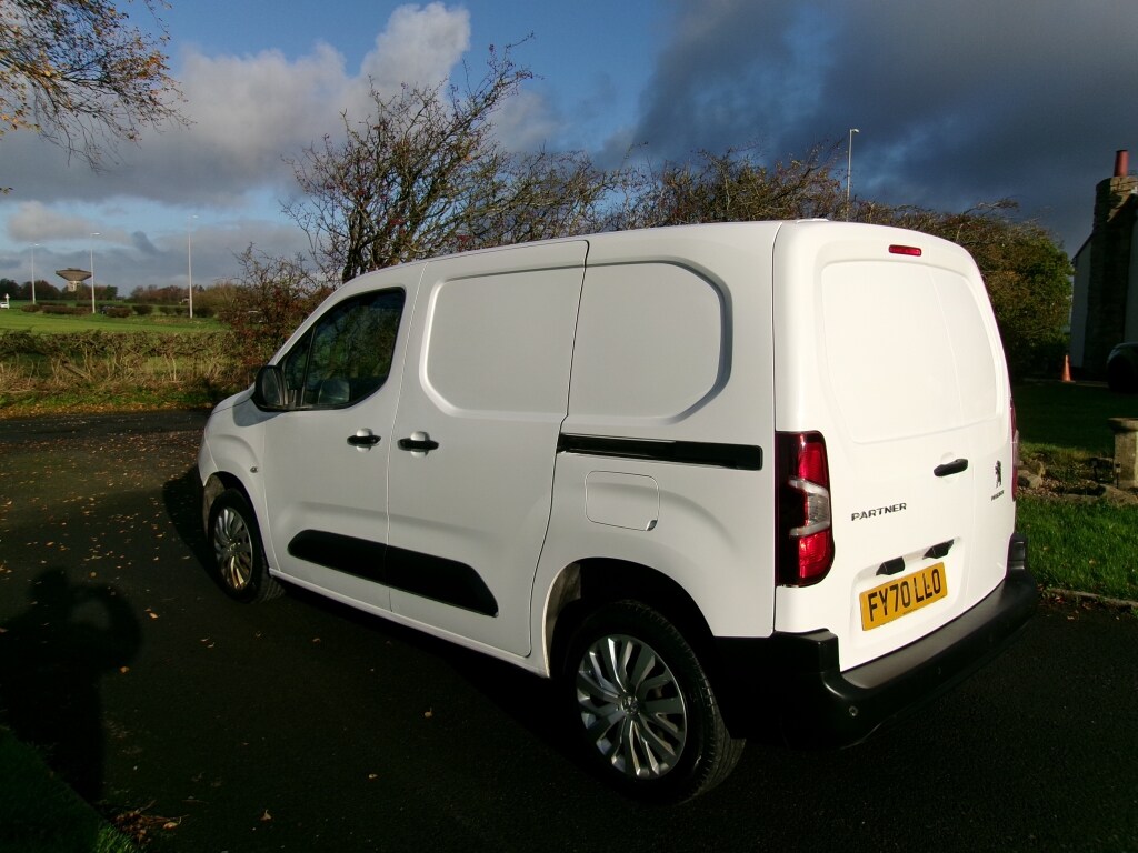 Used Peugeot Partner 2020 for sale - 76536920: Photo 4