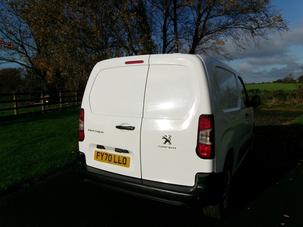 Used Peugeot Partner 2020 for sale - 76536920: Photo 6