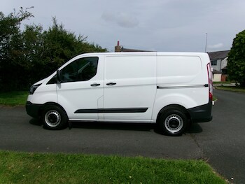 Used Ford Transit Custom 2017 for sale - 75826854: Photo