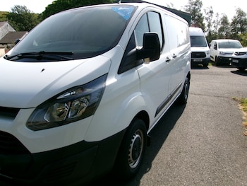 Used Ford Transit Custom 2017 for sale - 79531895: Photo