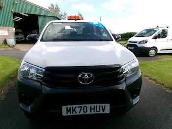 Used Toyota Hilux 2020 for sale - 78542210: Photo