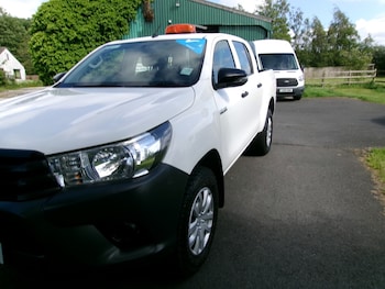 Used Toyota Hilux 2020 for sale - 78542210: Photo