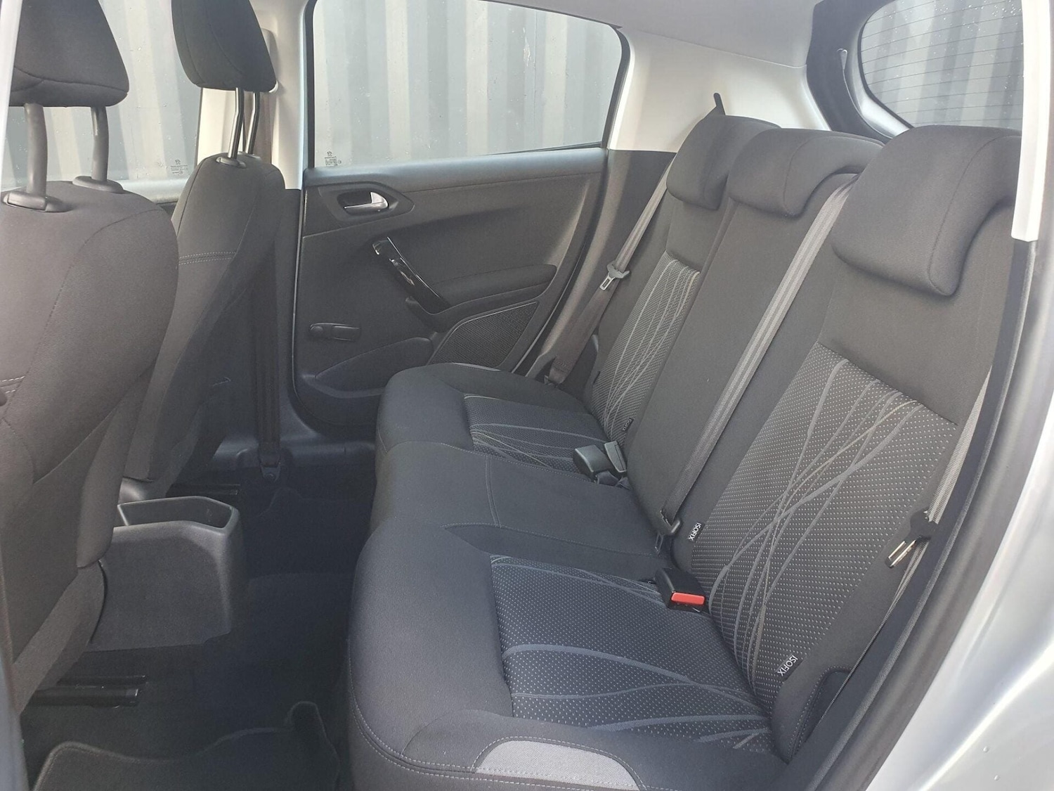 Used Peugeot 208 2014 for sale - 76719450: Photo 10