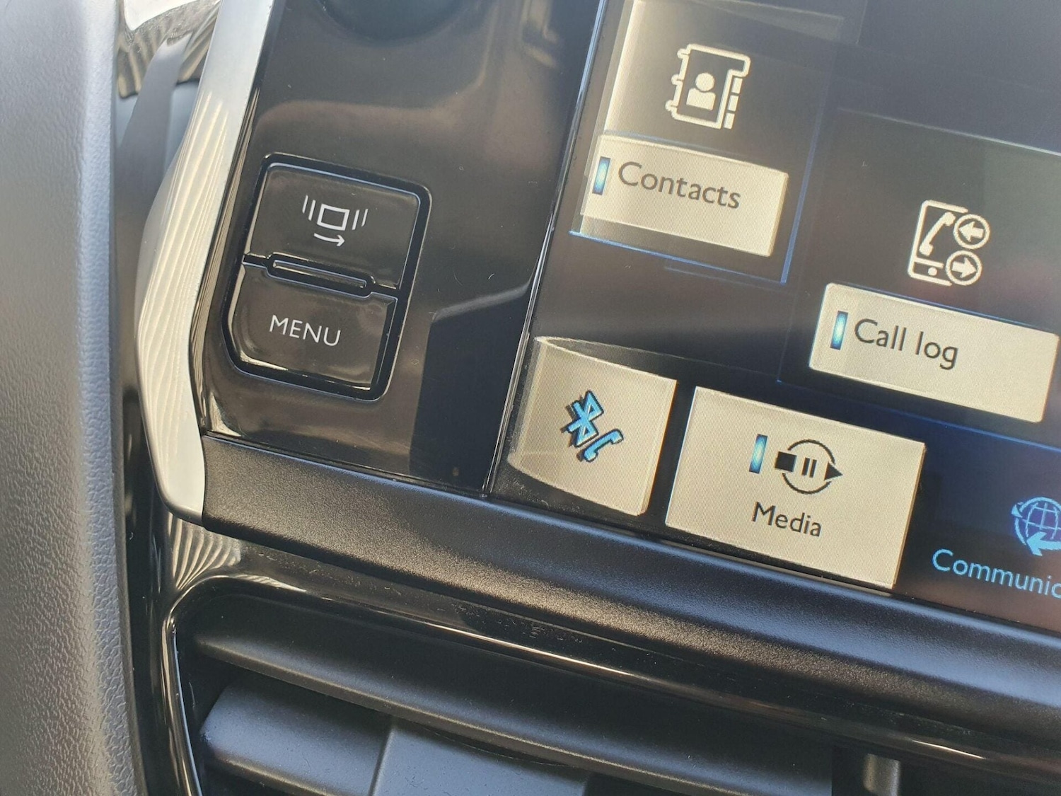 Used Peugeot 208 2014 for sale - 76719450: Photo 12