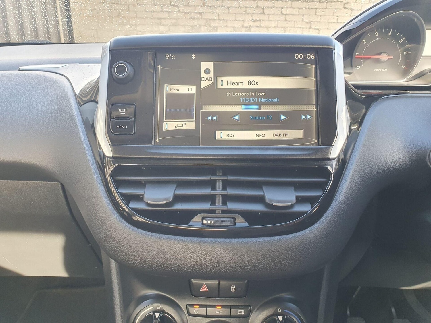 Used Peugeot 208 2014 for sale - 76719450: Photo 23