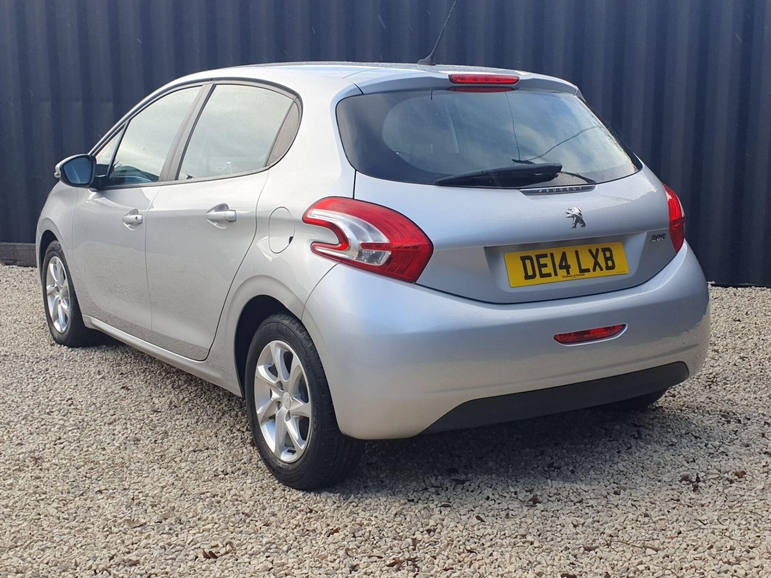 Used Peugeot 208 2014 for sale - 76719450: Photo 4