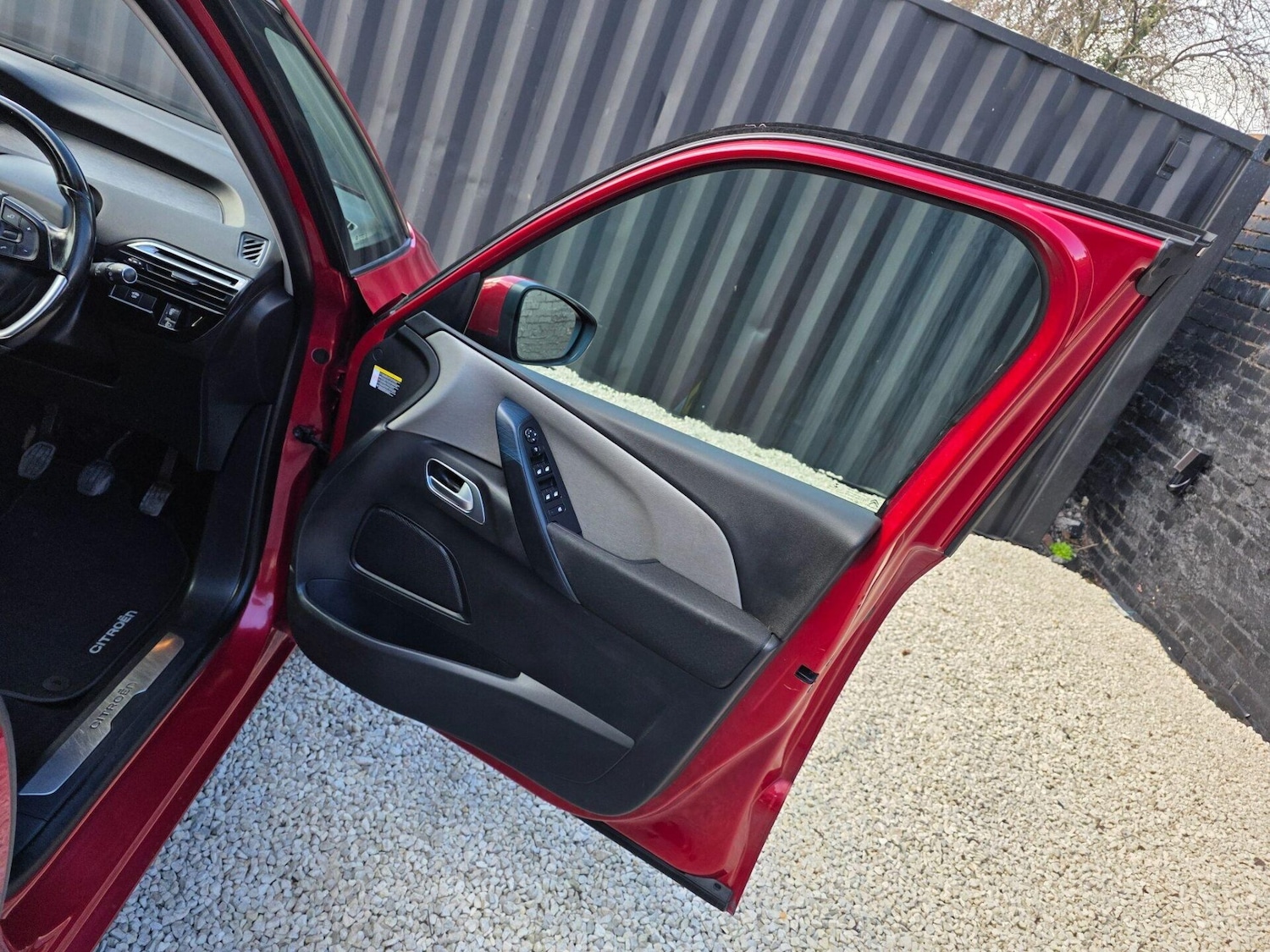 Used Citroen C4 Picasso 2017 for sale - 77844820: Photo 23