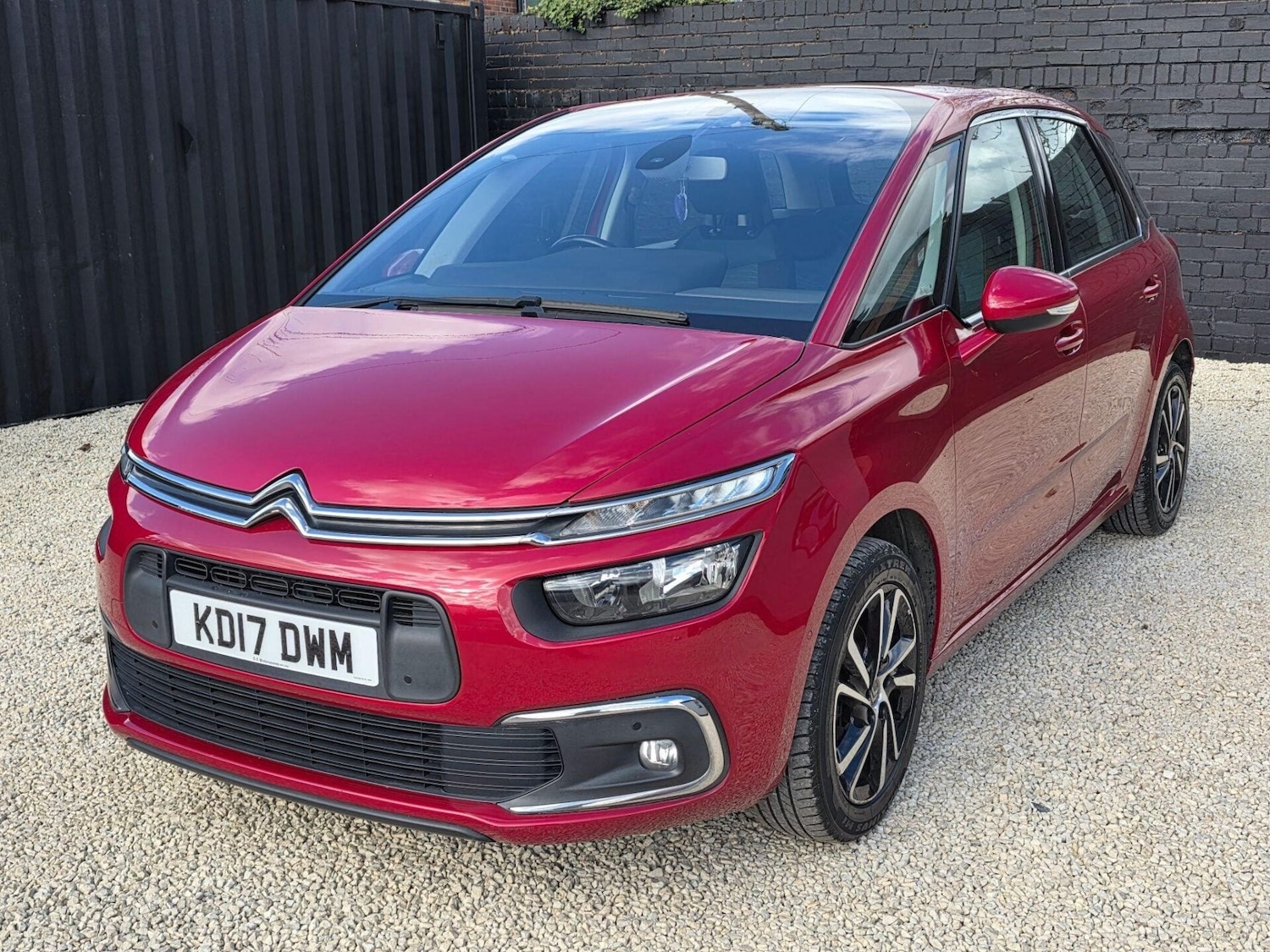Used Citroen C4 Picasso 2017 for sale - 77844820: Photo 3