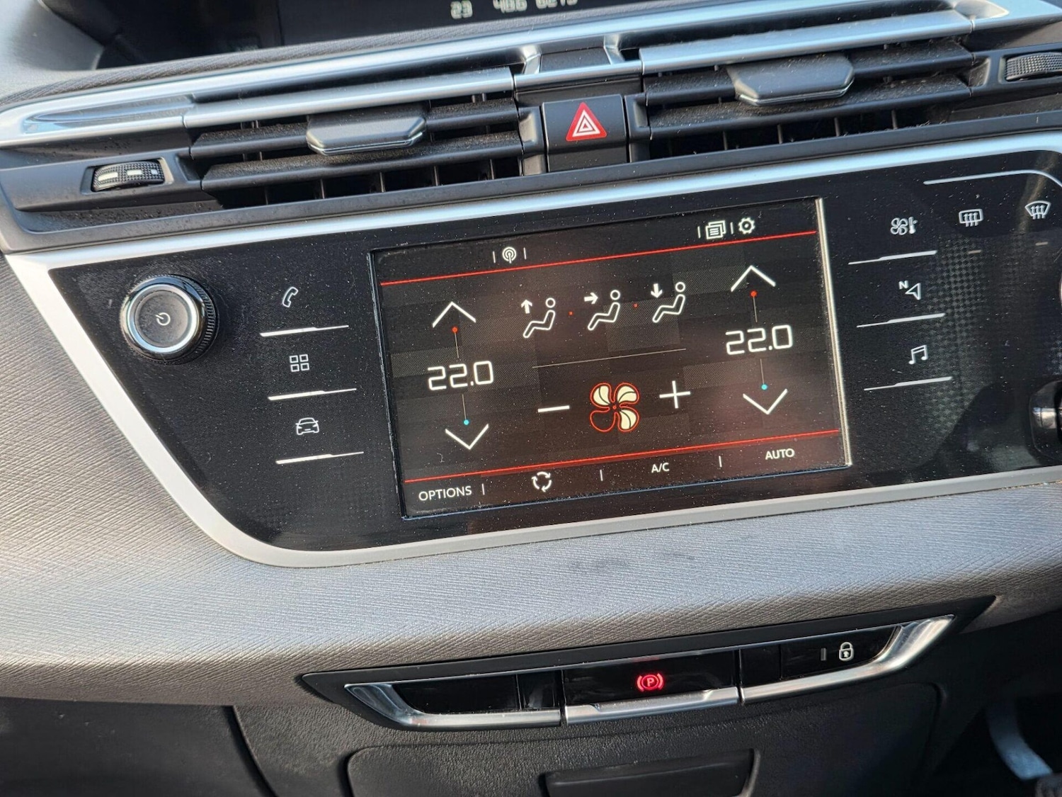 Used Citroen C4 Picasso 2017 for sale - 77844820: Photo 34