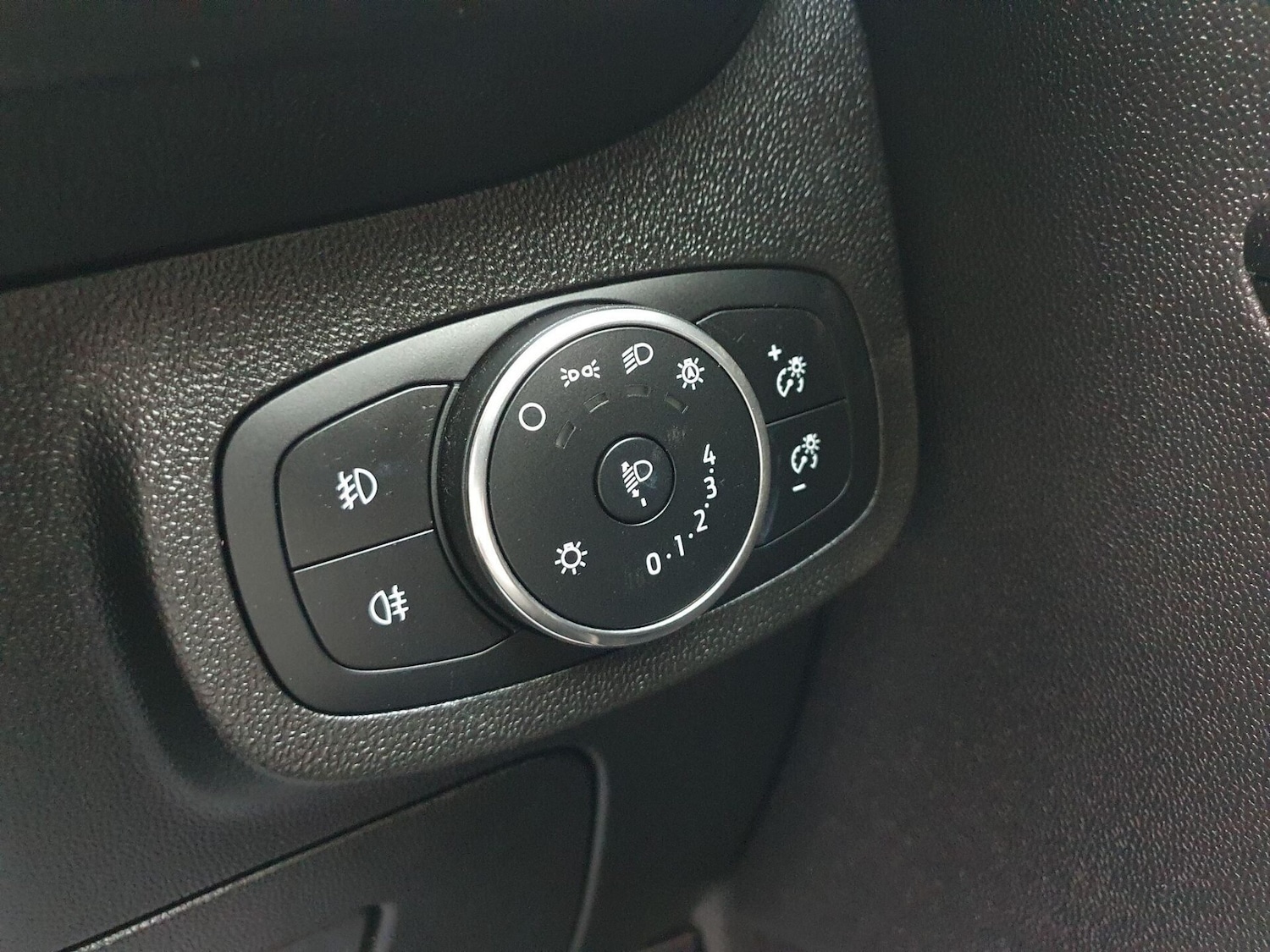 Used Ford Fiesta 2018 for sale - 76719748: Photo 19