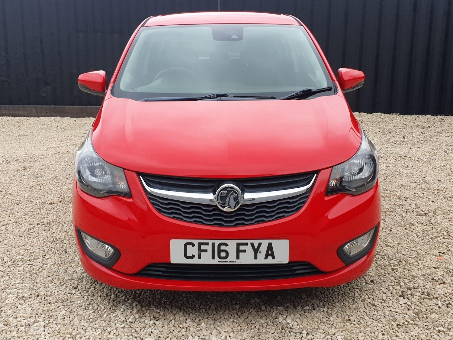 Used Vauxhall Viva 2016 for sale - 76719749: Photo 2