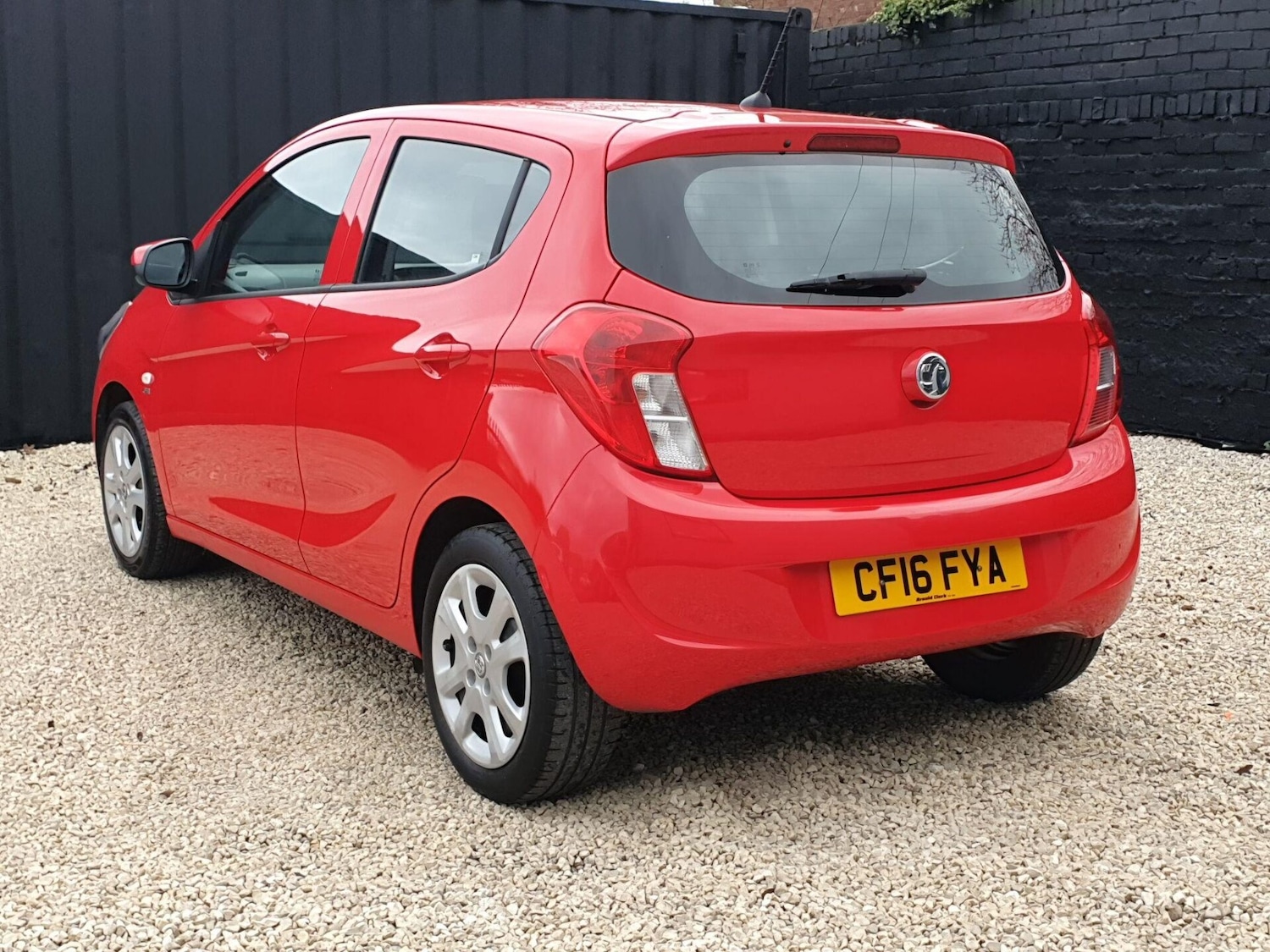Used Vauxhall Viva 2016 for sale - 76719749: Photo 6