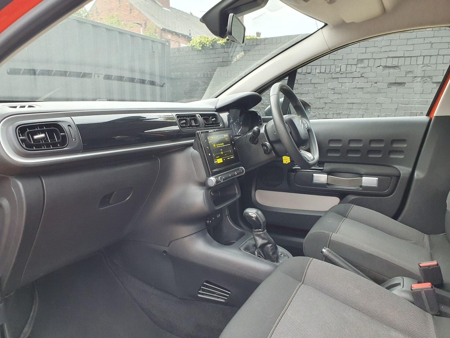 Used Citroen C3 2017 for sale - 76719744: Photo 8