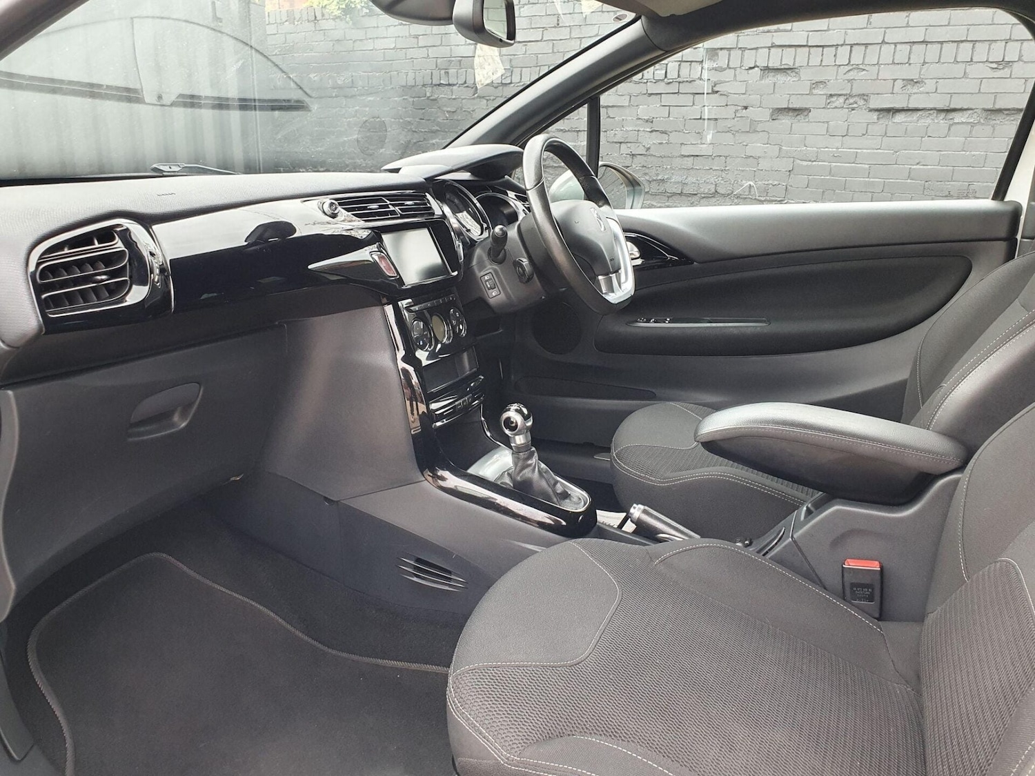 Used DS Automobiles DS 3 2015 for sale - 76719745: Photo 11