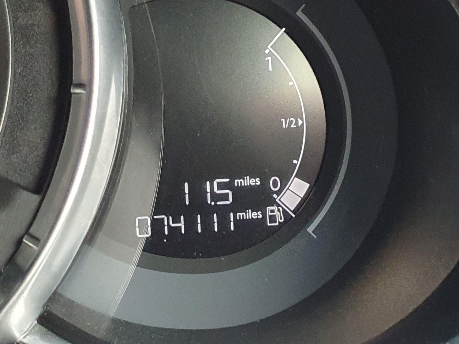 Used DS Automobiles DS 3 2015 for sale - 76719745: Photo 9