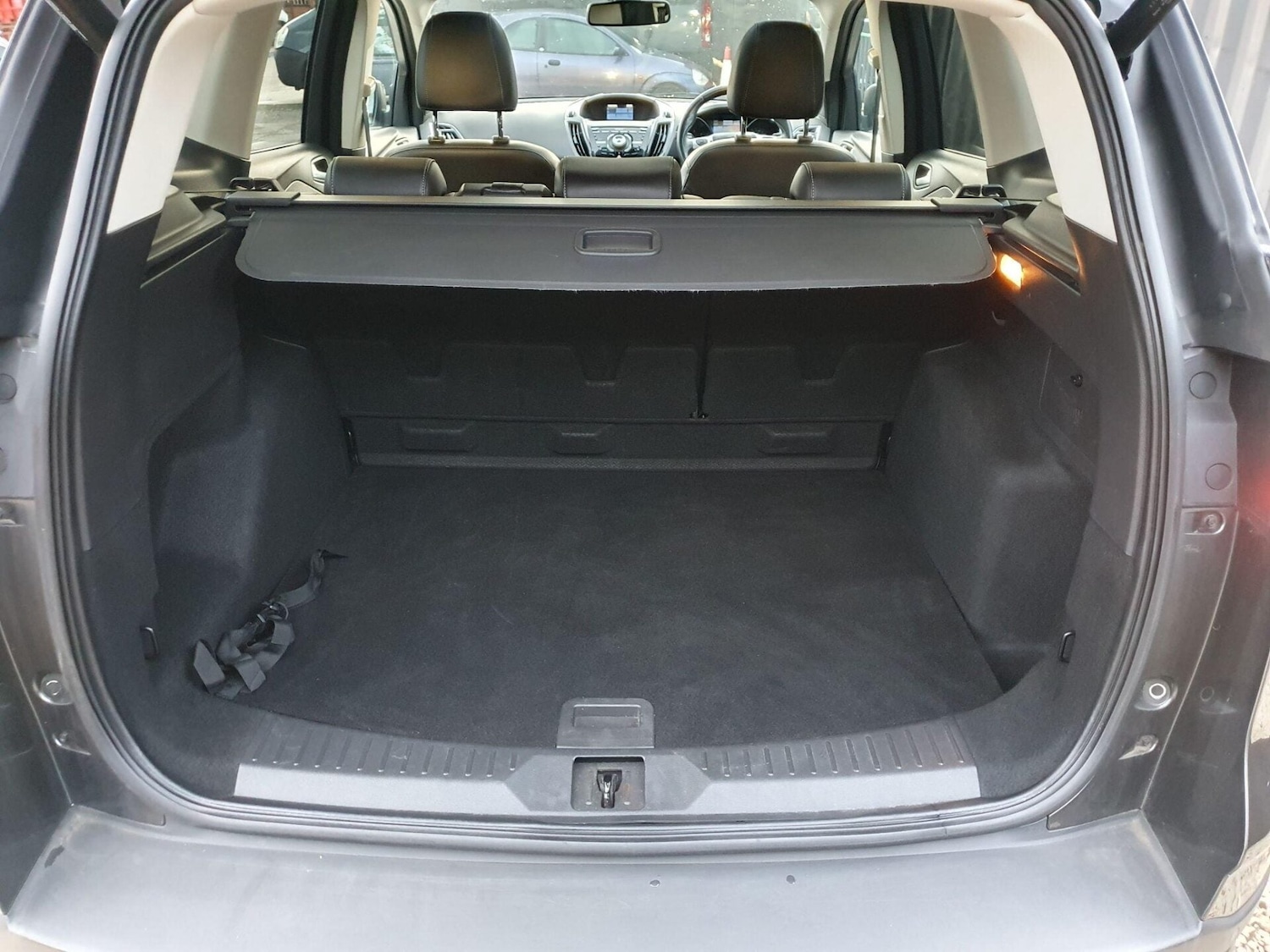 Used Ford Kuga 2015 for sale - 76719740: Photo 25