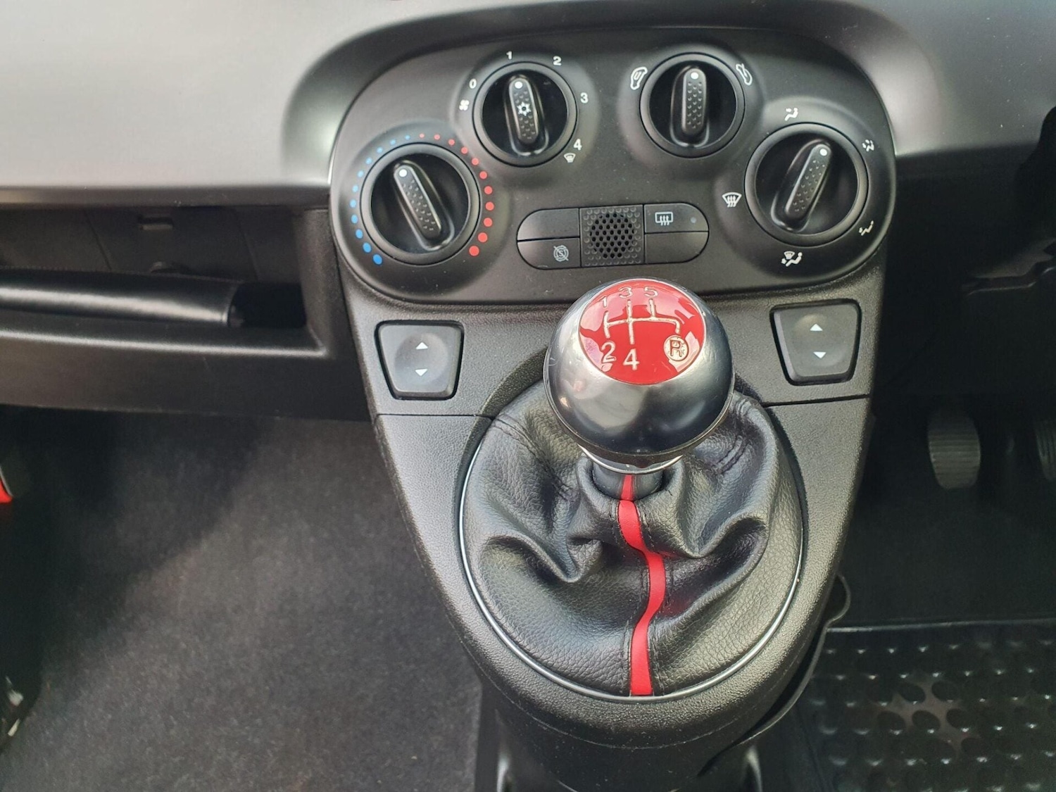 Used Fiat 500 2014 for sale - 77069024: Photo 10