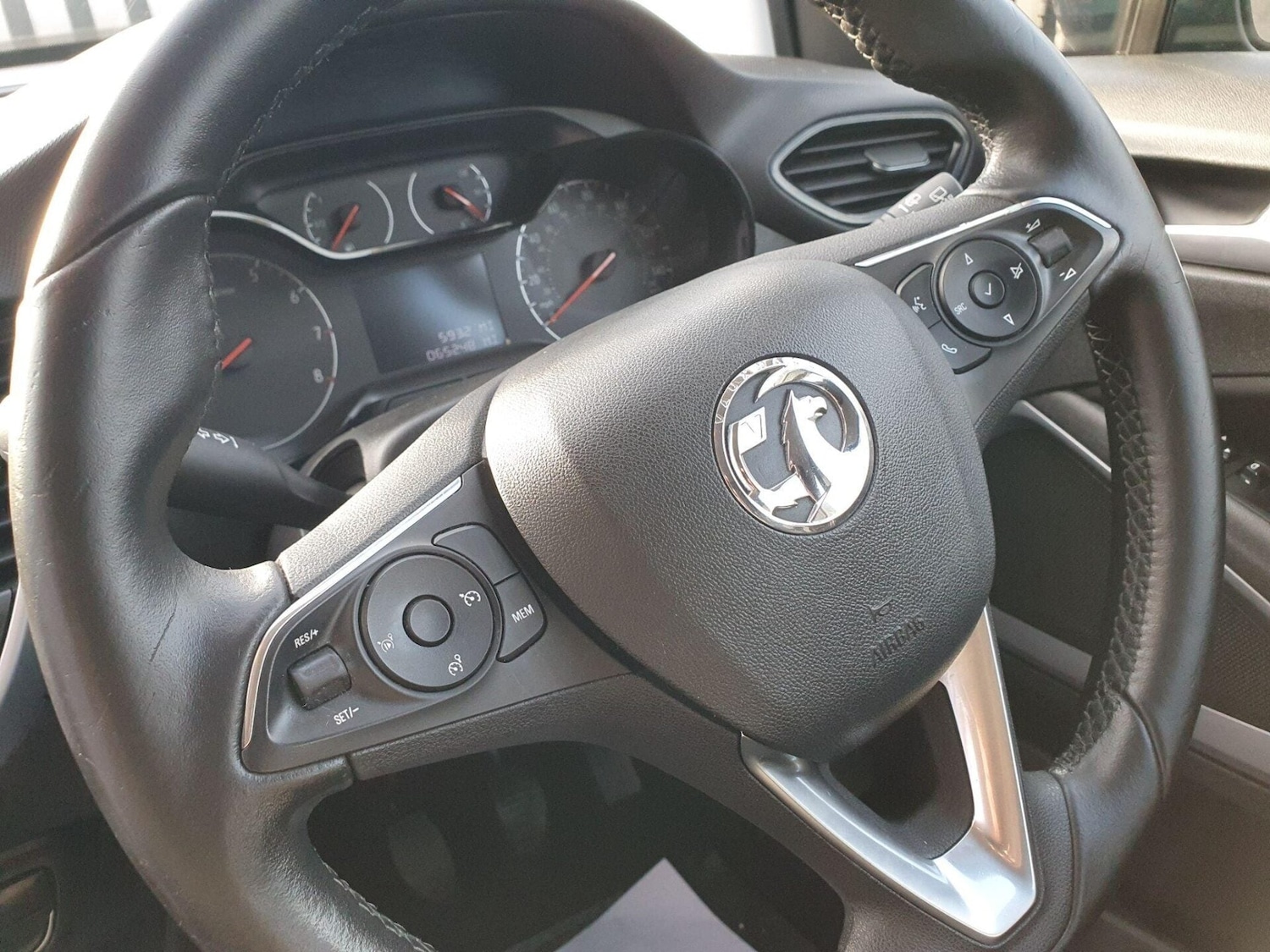 Used Vauxhall Crossland X 2018 for sale - 76723989: Photo 18