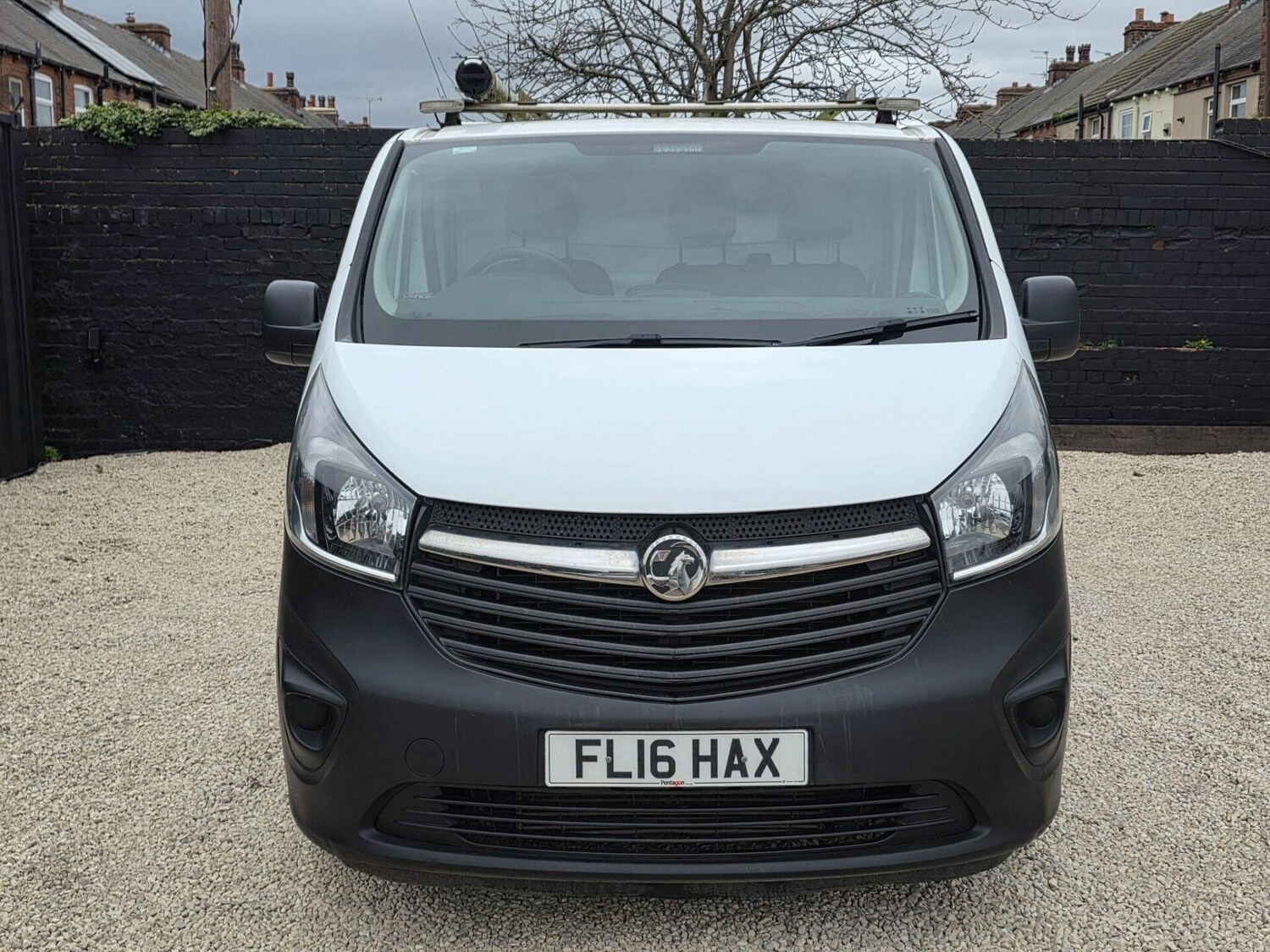Used Vauxhall Vivaro 2016 for sale - 77844822: Photo 2