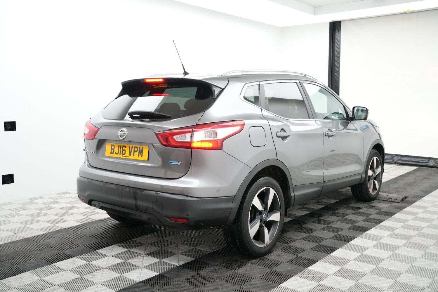 Used Nissan Qashqai 2016 for sale - 76719742: Photo 2