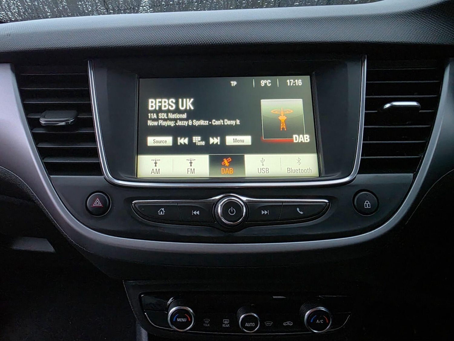 Used Vauxhall Crossland X 2018 for sale - 77691971: Photo 8