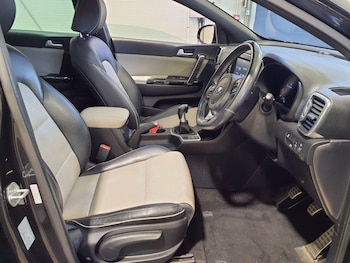 Used Kia Sportage 2018 for sale - 76719751: Photo