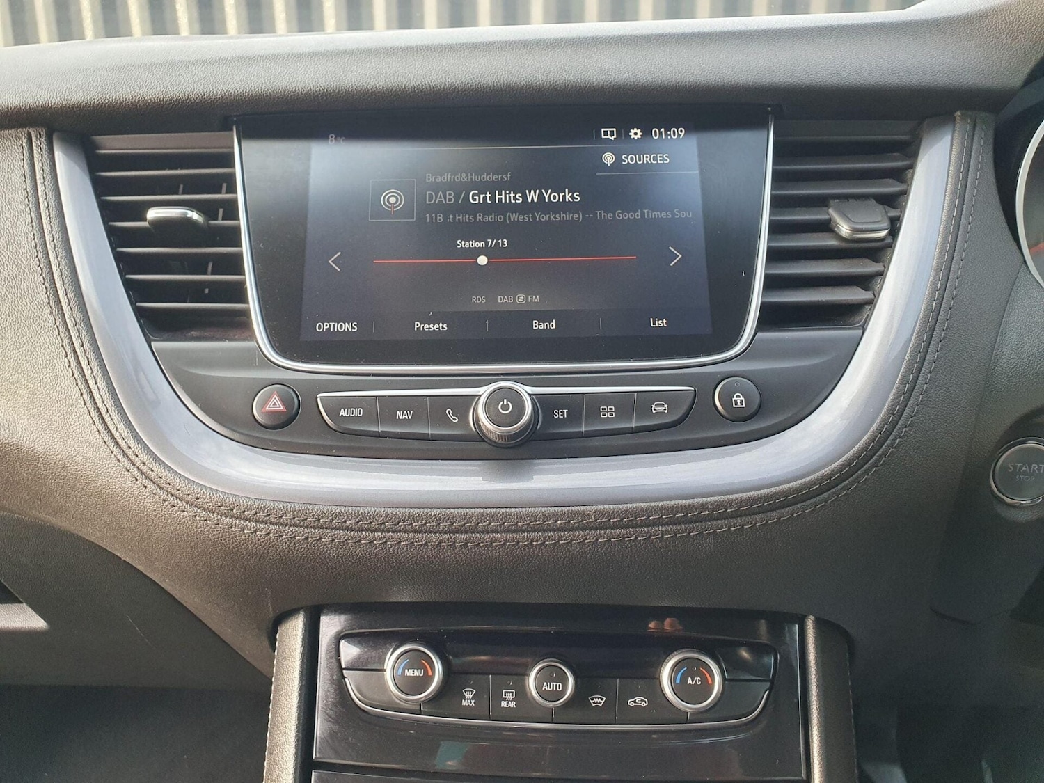 Used Vauxhall Grandland X 2018 for sale - 77298546: Photo 49