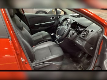 Used Renault Clio 2019 for sale - 77363340: Photo