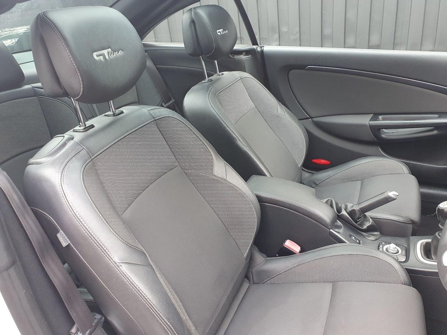 Used Renault Megane 2012 for sale - 76809240: Photo 5