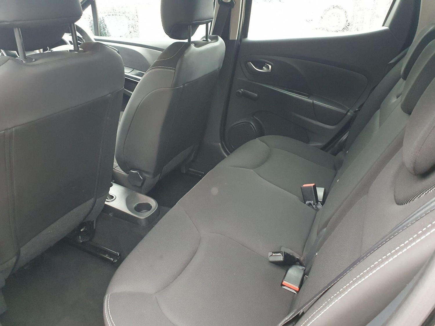 Used Renault Clio 2015 for sale - 76922774: Photo 22