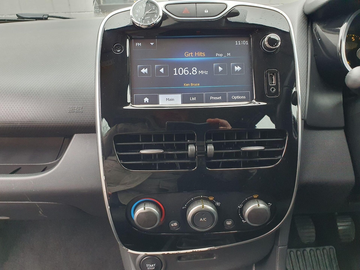 Used Renault Clio 2015 for sale - 76922774: Photo 23