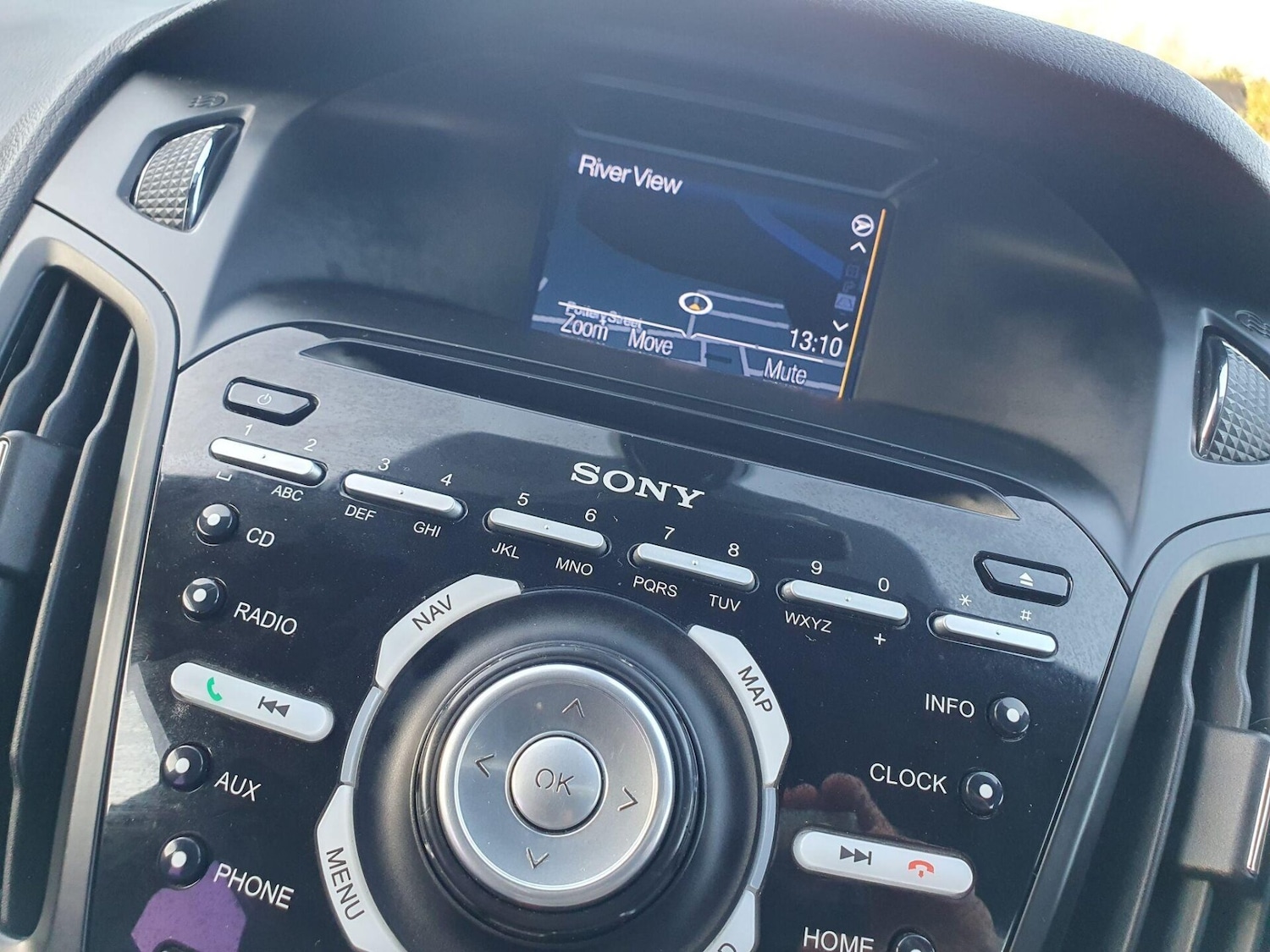 Used Ford Focus 2012 for sale - 76985190: Photo 17