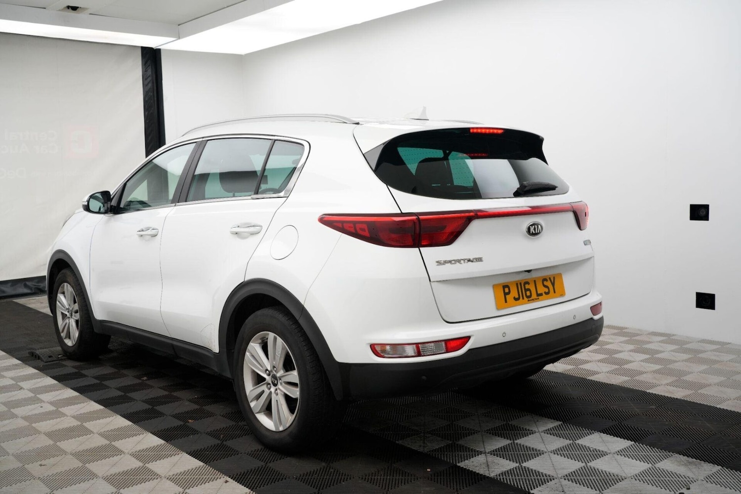 Used Kia Sportage 2016 for sale - 77160068: Photo 2