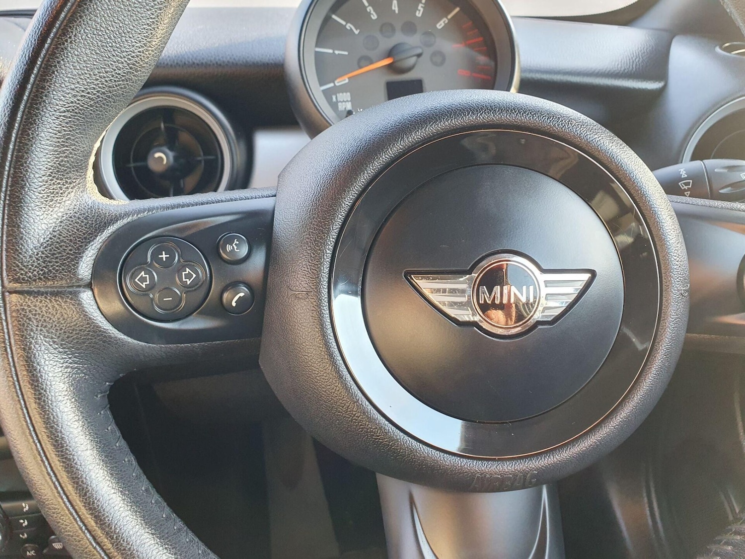 Used MINI Coupe 2015 for sale - 76720169: Photo 21