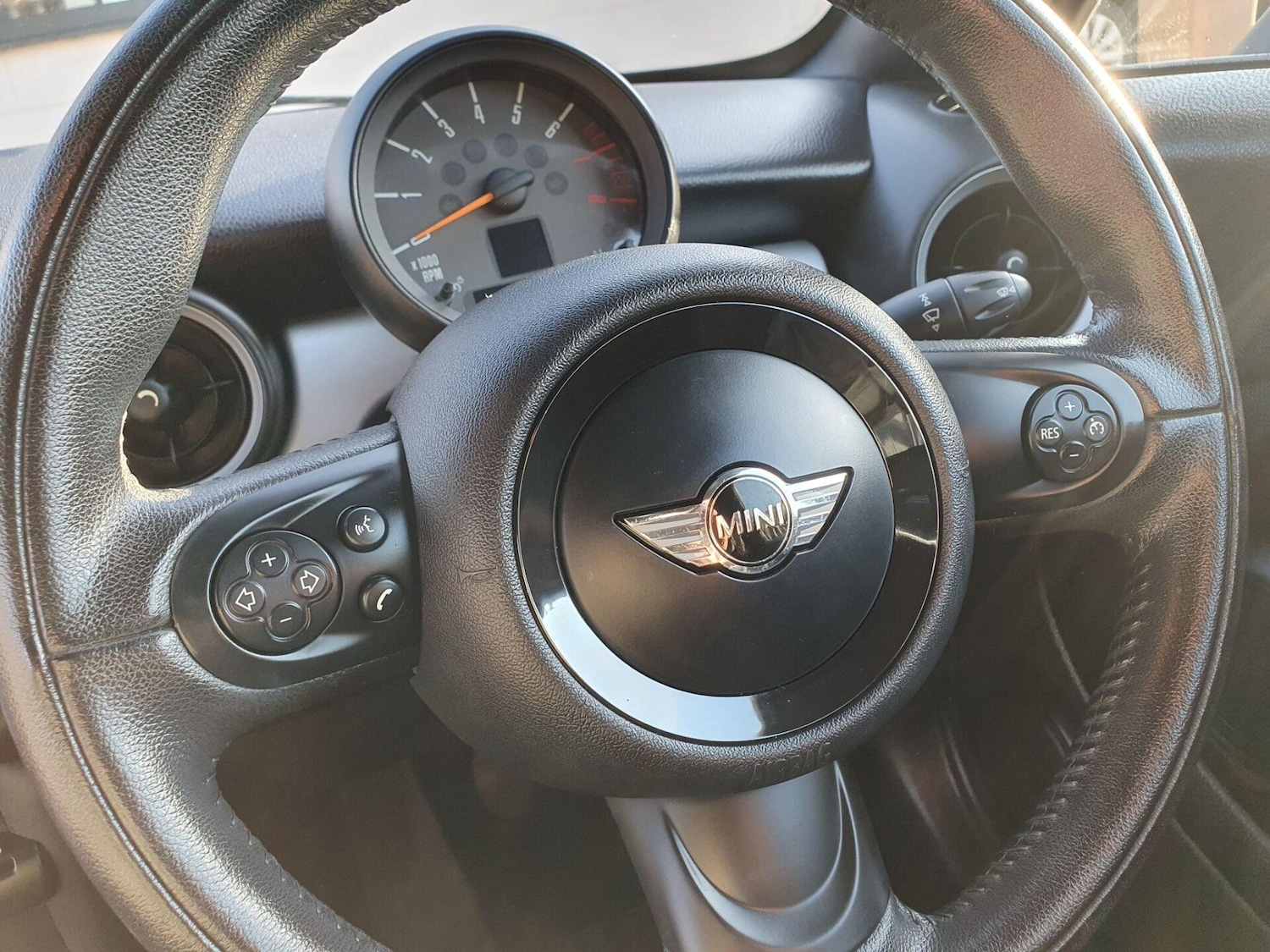 Used MINI Coupe 2015 for sale - 76720169: Photo 22