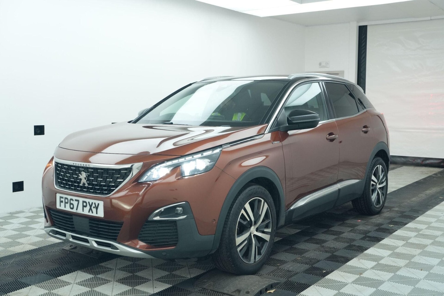 Used Peugeot 3008 2017 for sale - 77543723: Photo 2