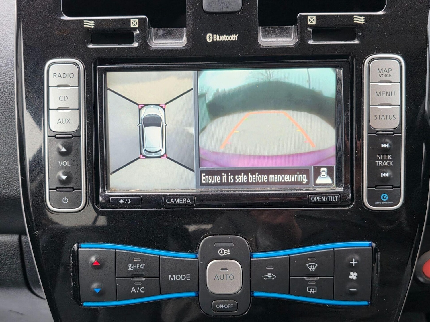 Used Nissan Leaf 2017 for sale - 77805064: Photo 12