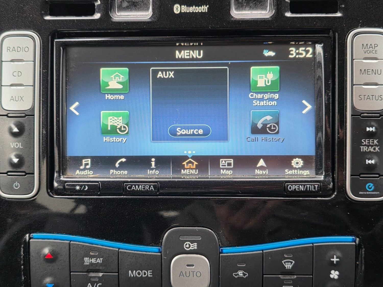 Used Nissan Leaf 2017 for sale - 77805064: Photo 26