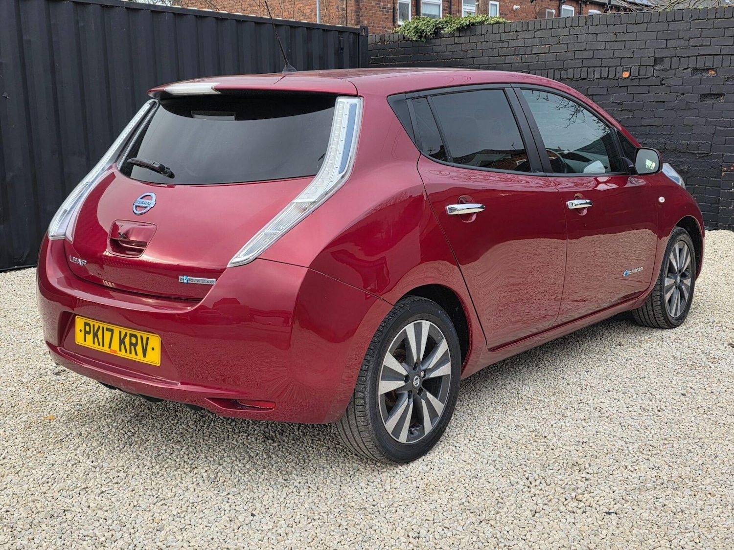 Used Nissan Leaf 2017 for sale - 77805064: Photo 4