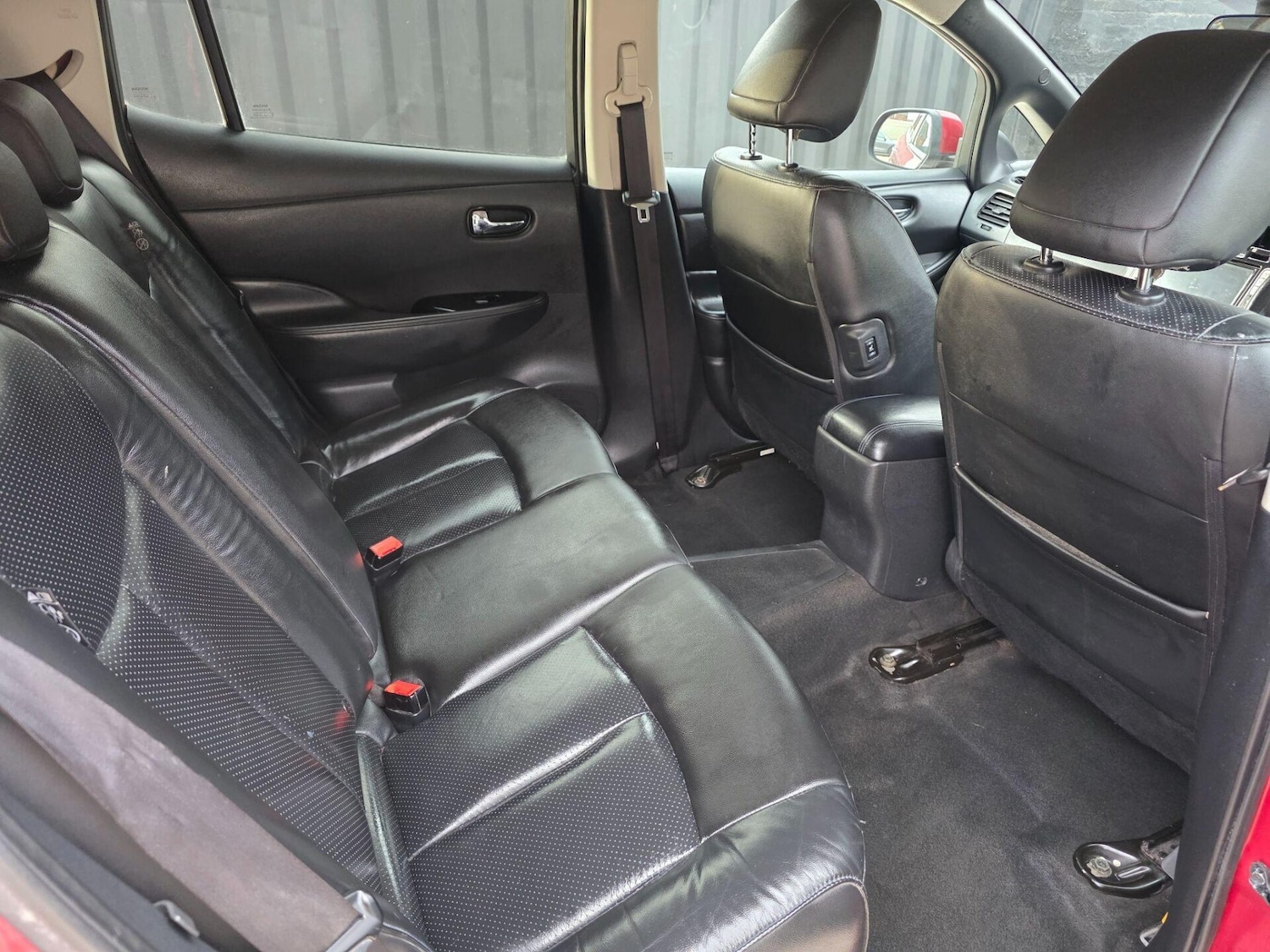 Used Nissan Leaf 2017 for sale - 77805064: Photo 9