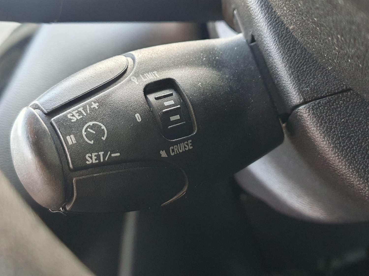 Used Peugeot 208 2014 for sale - 76934348: Photo 19