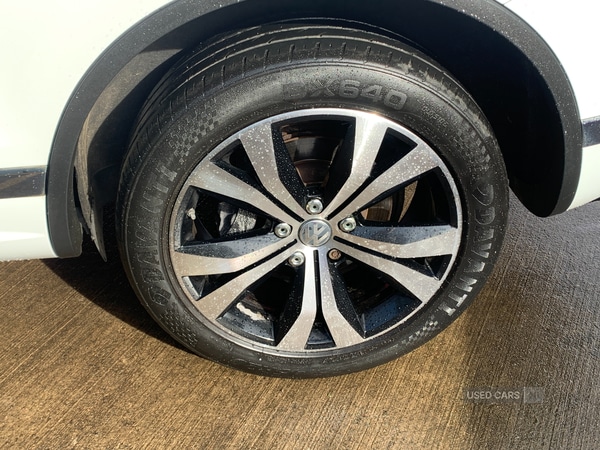 Used Volkswagen Touareg 2016 for sale - 77854615: Photo 9